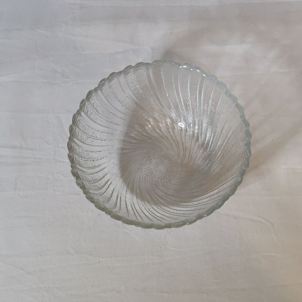Swirling Pattern‎ Clear Glass Candy Bowl